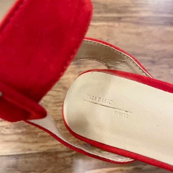 Zara red pointy toe sandals with wide ankle strap and stiletto heels. Size 6.5 - Picture 15 of 15
